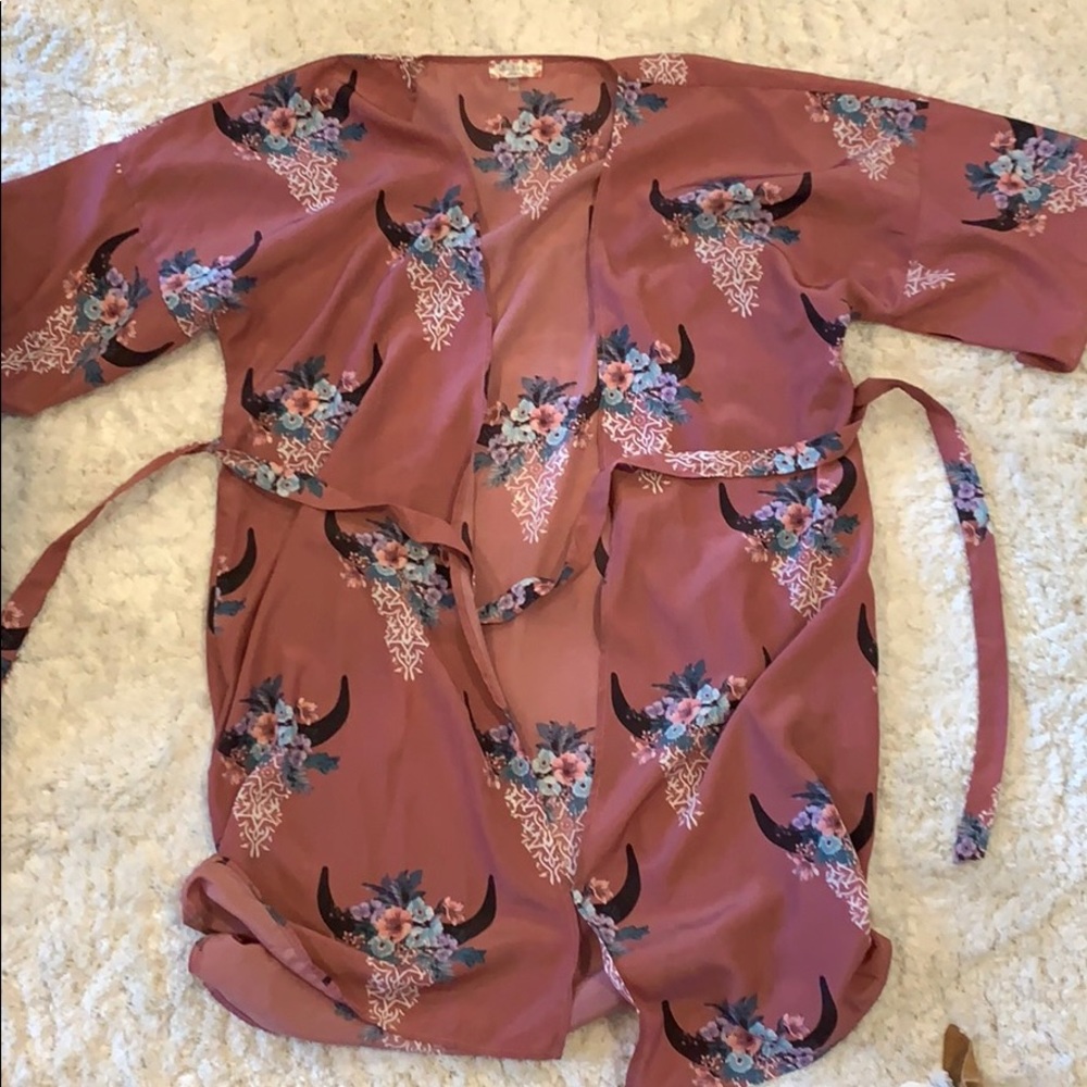 Pink Floral Short Sleeve Kimono
